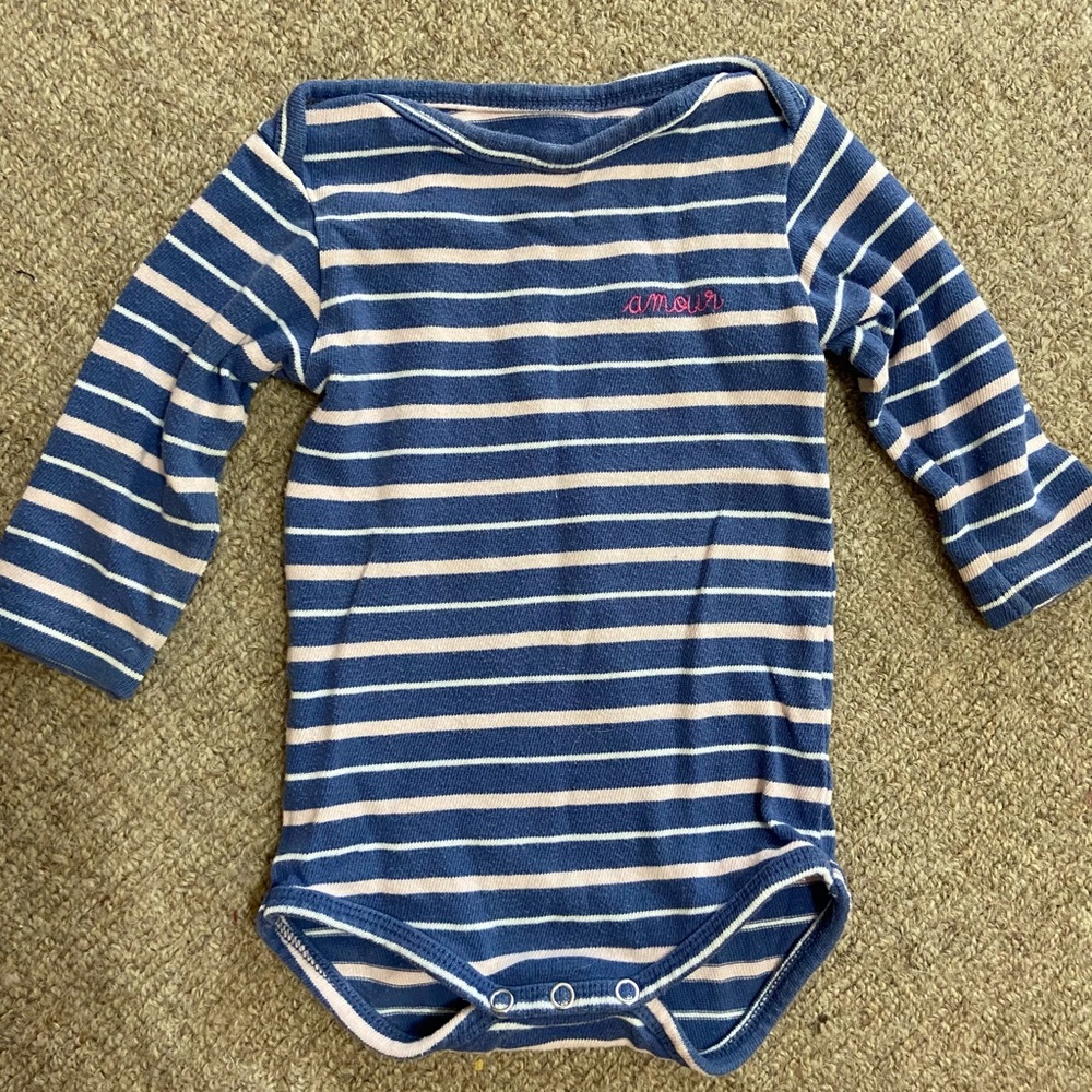 Maison labiche onesie